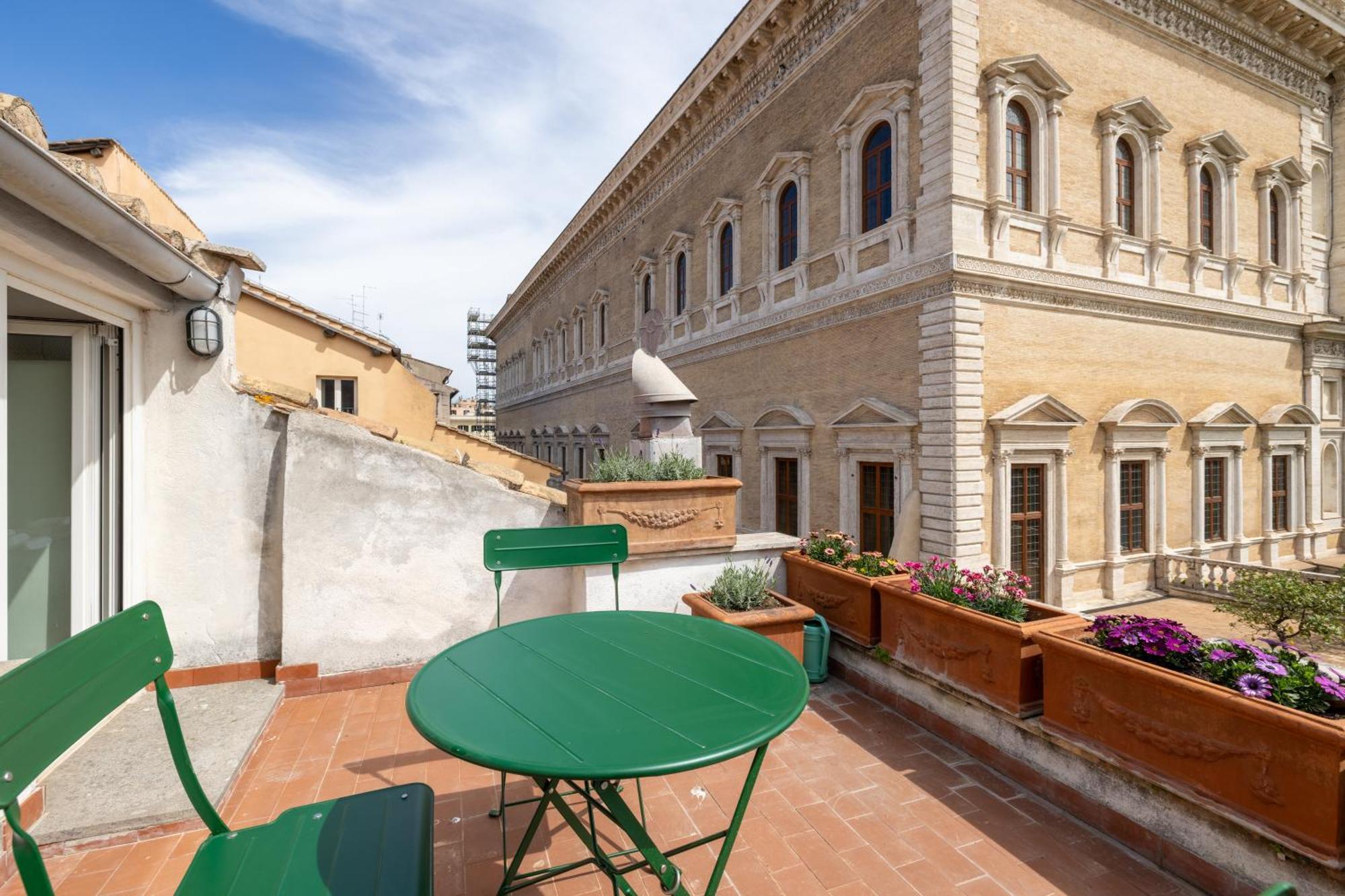 Farnesi Terrace Penthouse Roma